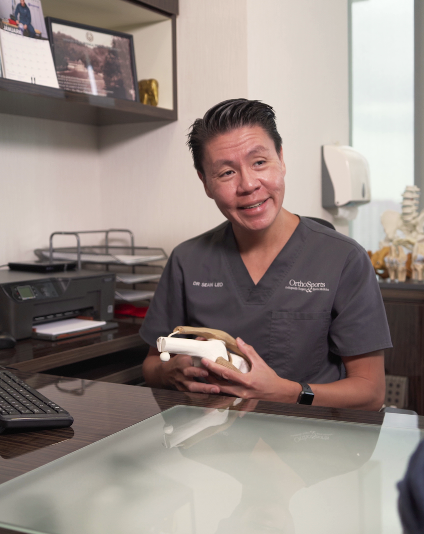 knee specialist singapore